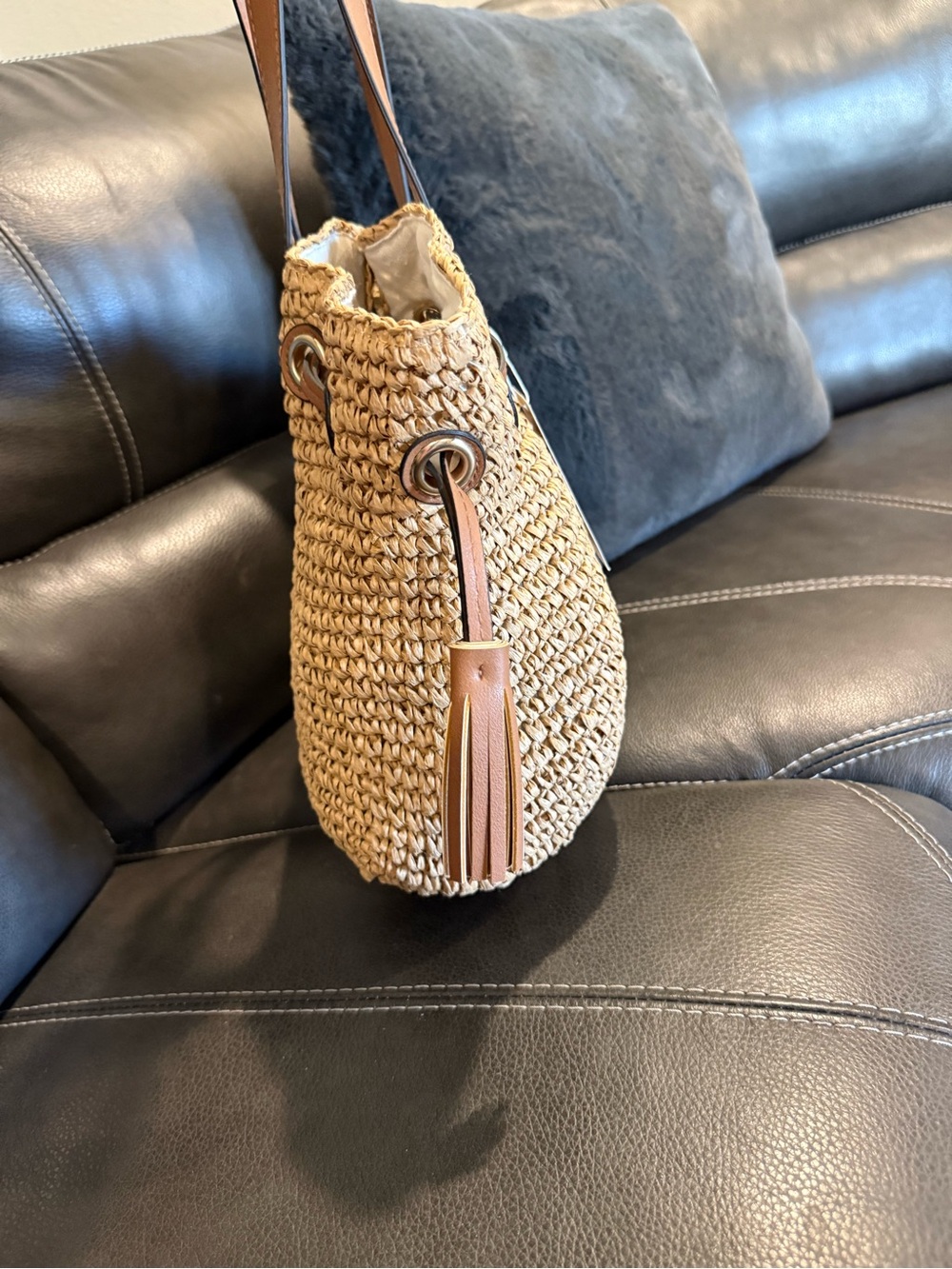 Tommy Bahama Natural Straw Tote with Tan Leather Trim  🤎NWT🤎 - Picture 7 of 7
